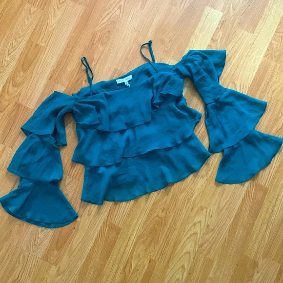 BCBGeneration Ruffle Sleeve Top (small) - Picture 2 of 4